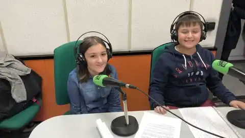 Marta y Pablo, alumnos del CP Miguel de Cervantes Proyecto "Otras Miradas"
