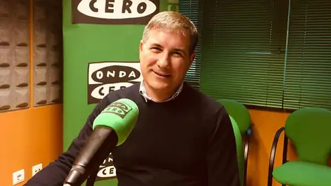 Juan Carlos Muñoz - María Cobian e Asociados Pontevedra en la Onda