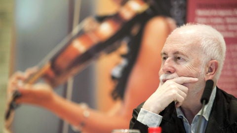 El director de Orquesta Jes&uacute;s L&oacute;pez Cobos