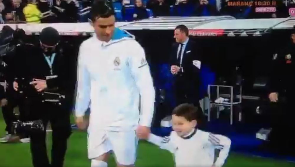 El niño que desató las risas de Cristiano Ronaldo