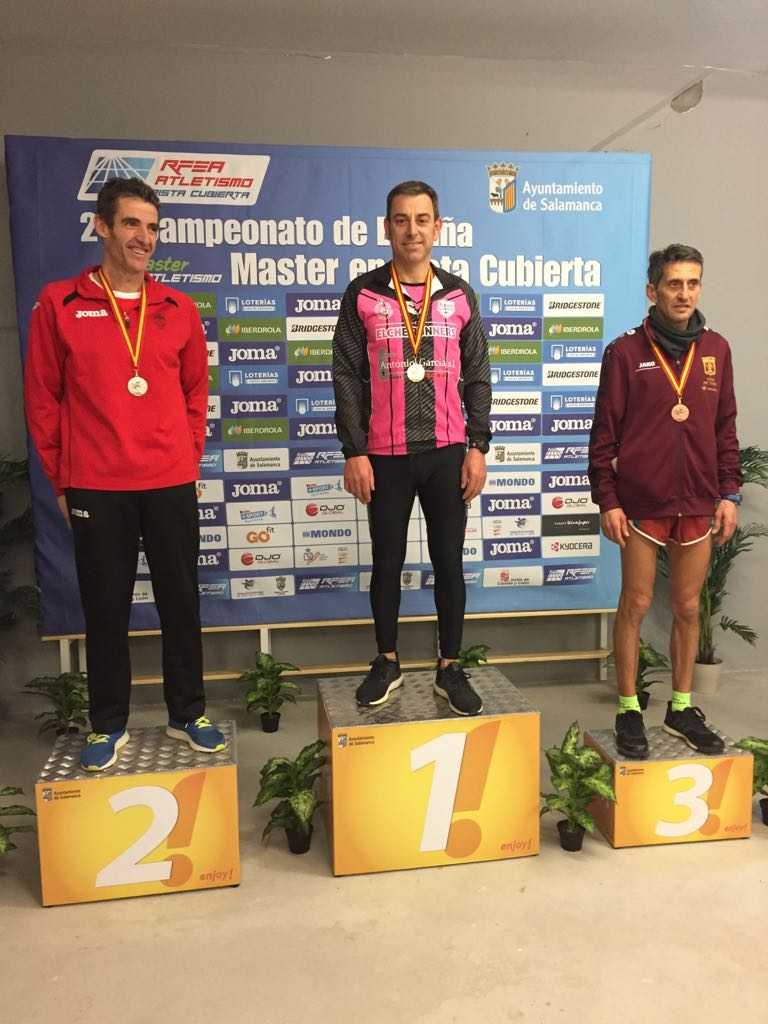 El Elche Runners Ferretería Antonio García cierra un fin de semana perfecto El Elche Runners Ferretería Antonio García cierra un fin de semana perfecto