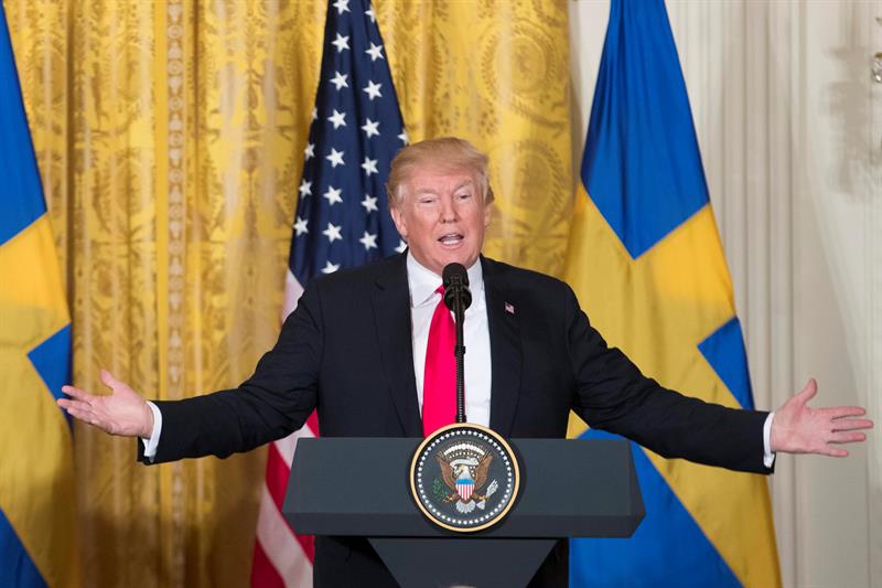 La campaña de Trump recopiló ilegalmente datos de 50 millones de usuarios de Facebook para influir en su voto La campaña de Trump recopiló ilegalmente datos de 50 millones de usuarios de Facebook para influir en su voto