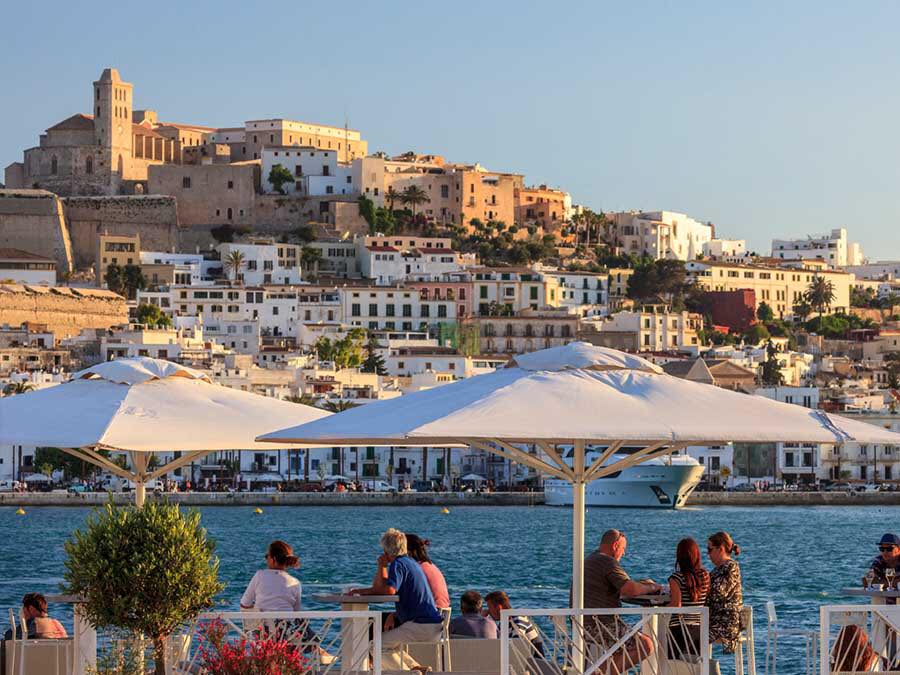 Fomento del turismo de la isla de Ibiza reunirá el 19 de octubre a los profesionales del sector para celebrar el final de la temporada Fomento del turismo de la isla de Ibiza reunirá el 19 de octubre a los profesionales del sector para celebrar el final de la temporada