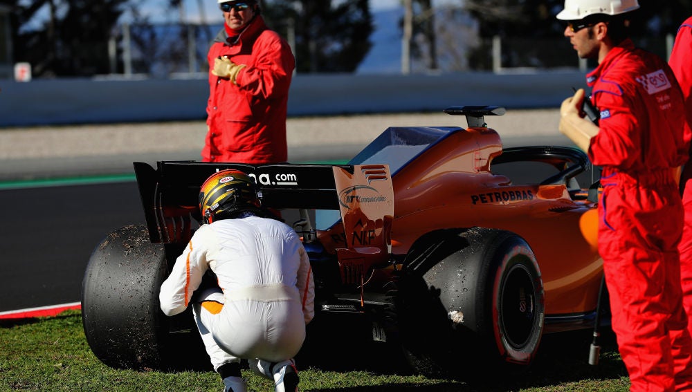 Vandoorne ve la parte trasera del McLaren
