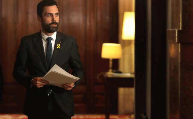 Torrent exige a los jueces "respeto institucional": "No permitiremos que quien decida quién es el presidente sean los tribunales" Torrent exige a los jueces "respeto institucional": "No permitiremos que quien decida quién es el presidente sean los tribunales"