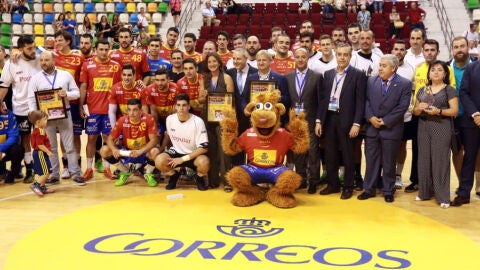 La seleccion espa&ntilde;ola de balonmano vuelve a C.Real