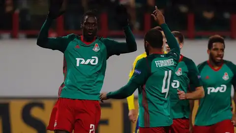 Varios jugadores del Lokomotiv celebrando un gol Varios jugadores del Lokomotiv celebrando un gol