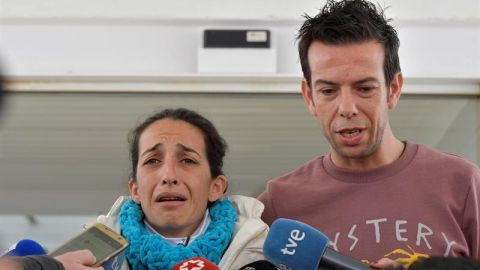 Patricia Ramirez junto a Angel Cruz, padres de Gabriel