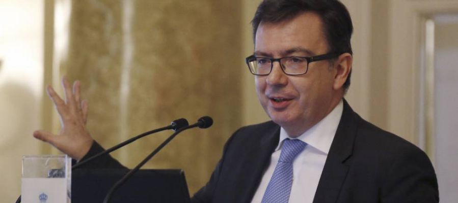 El nuevo ministro, Ramón Escolano El nuevo ministro, Ramón Escolano