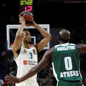 Anthony Randolph, en acción ante el Panathinaikos Anthony Randolph, en acción ante el Panathinaikos