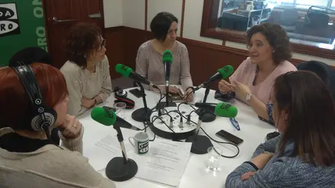 8 de Marzo, día de la mujer. Tertulia de mujeres en Álava en la onda