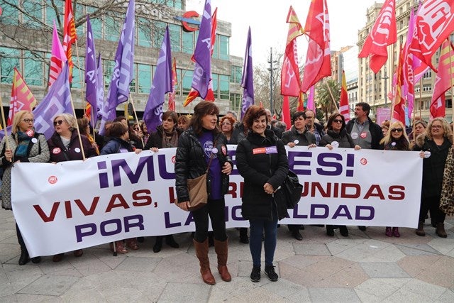 Los sindicatos califican como un éxito las movilizaciones del Día de la Mujer Los sindicatos califican como un éxito las movilizaciones del Día de la Mujer