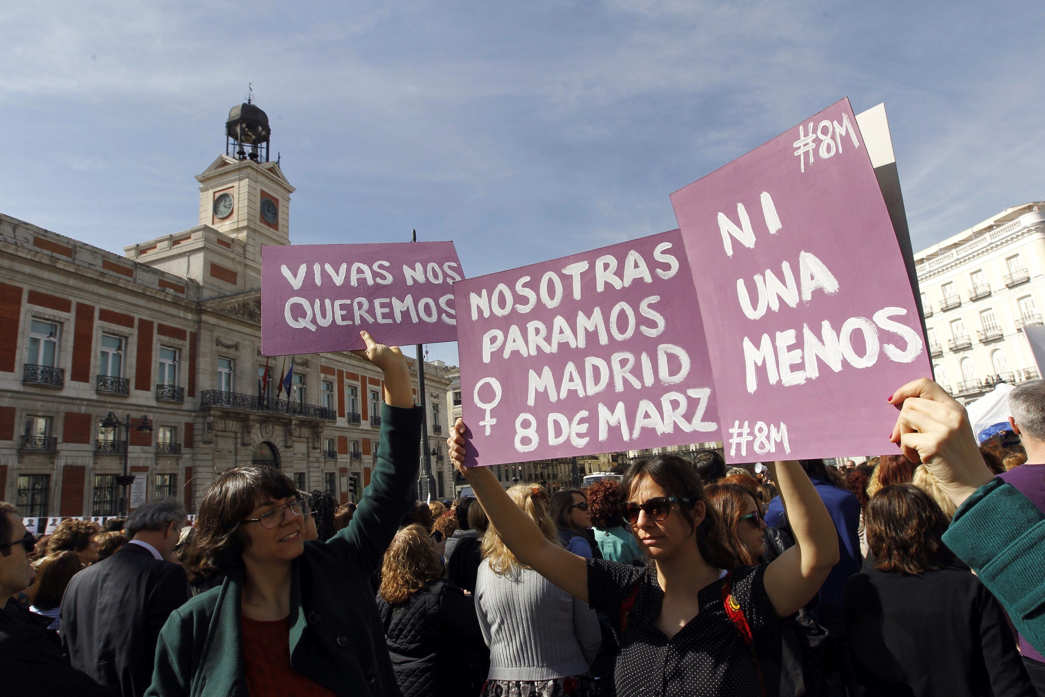 Las mujeres, citadas este 8 de Marzo "a parar el mundo" en la primera huelga general feminista en España Las mujeres, citadas este 8 de Marzo "a parar el mundo" en la primera huelga general feminista en España
