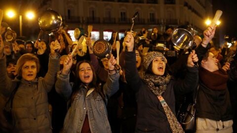Cacerolada por el 8M en Madrid