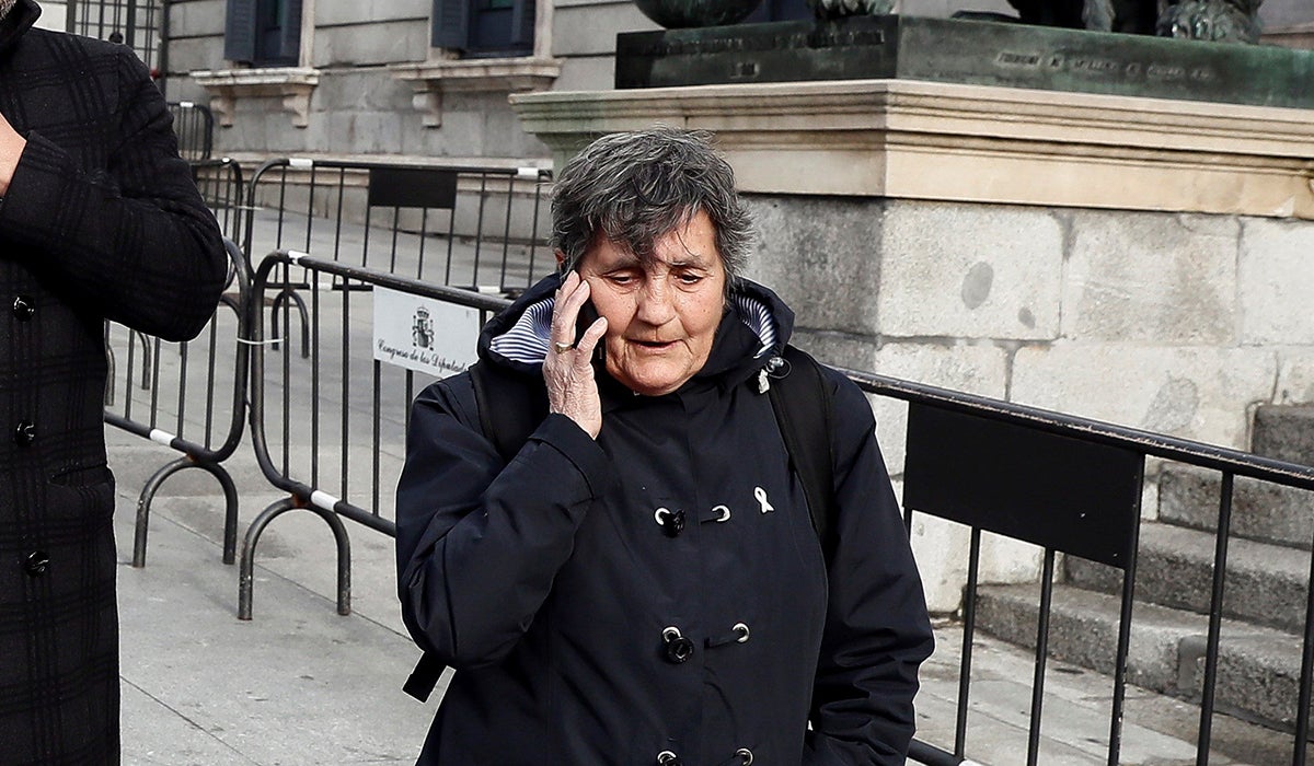 La presidenta de la Asociación Clara Campoamor pide "perdón, como socialista" por el discurso del PSOE contra la prisión permanente La presidenta de la Asociación Clara Campoamor pide "perdón, como socialista" por el discurso del PSOE contra la prisión permanente