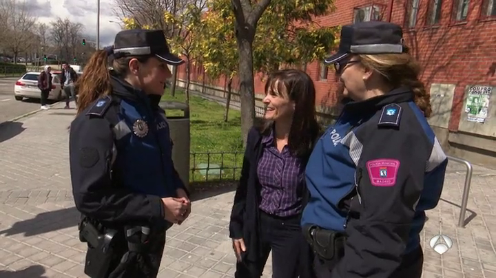 Policía en las aulas: la figura del agente tutor veinte años después de su creación Policía en las aulas: la figura del agente tutor veinte años después de su creación