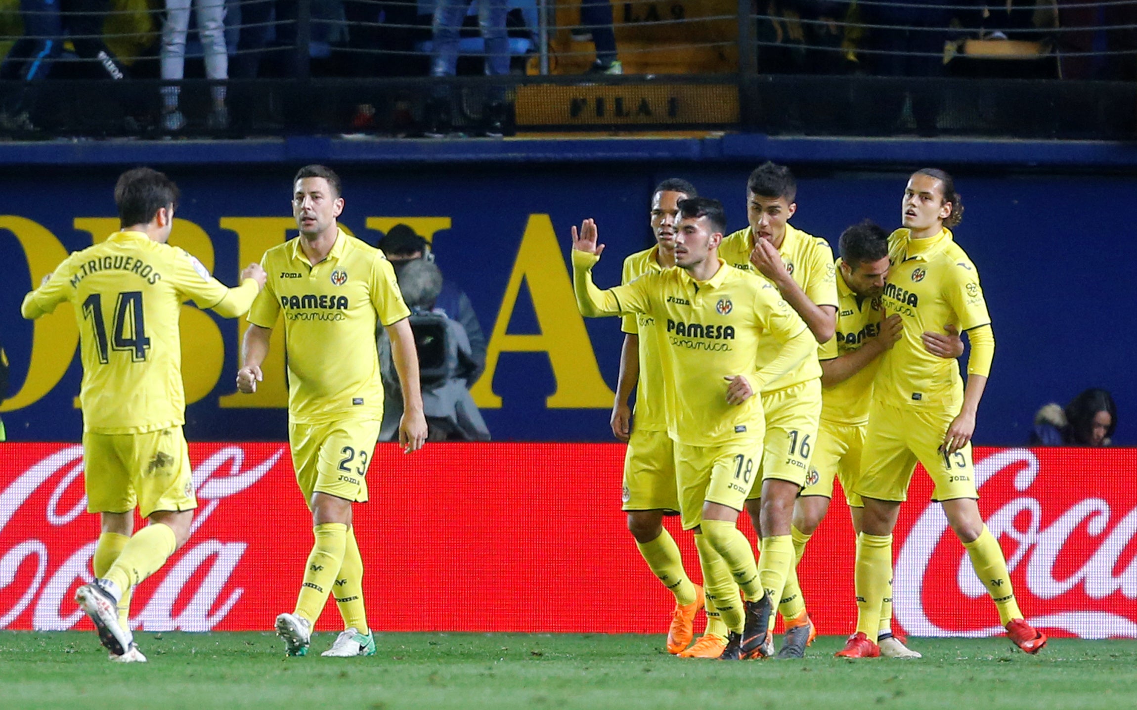 Villarreal 2-1 Atlético de Madrid. Los de Simeone caen ante el Villarreal y pierden la estela del liderato Villarreal 2-1 Atlético de Madrid. Los de Simeone caen ante el Villarreal y pierden la estela del liderato