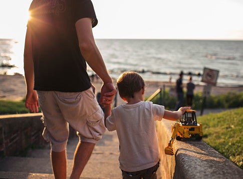 Piden cambiar el Día del Padre o de la Madre por Día de las Familias al ser más inclusivo Piden cambiar el Día del Padre o de la Madre por Día de las Familias al ser más inclusivo