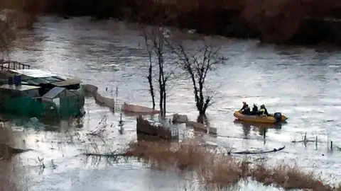 Crecida del Henares Rescate de Rex