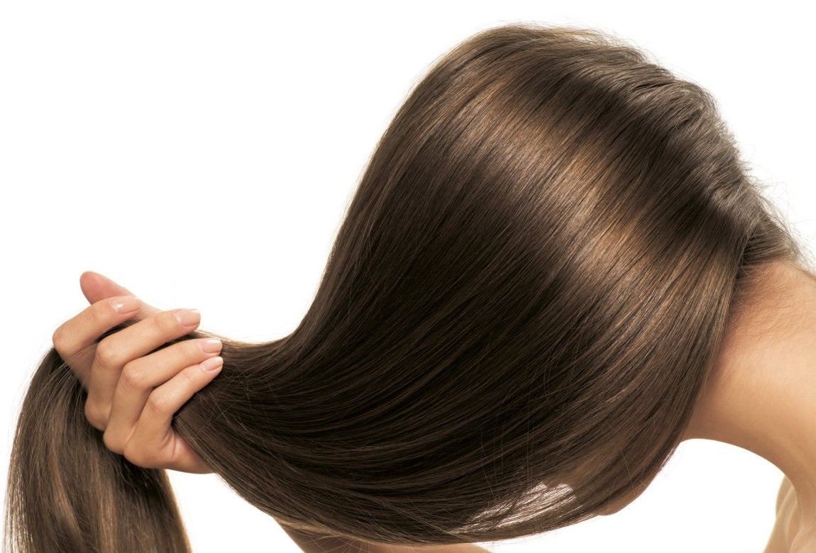 Estas son las mejores vitaminas para fortalecer el pelo y evitar su caída, según los expertos Estas son las mejores vitaminas para fortalecer el pelo y evitar su caída, según los expertos