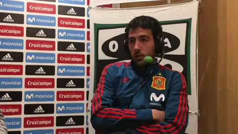 Parejo, sobre Marcelino: "Desde el primer día ha sido una maravilla aunque desde fuera impone un poco" Parejo, sobre Marcelino: "Desde el primer día ha sido una maravilla aunque desde fuera impone un poco"