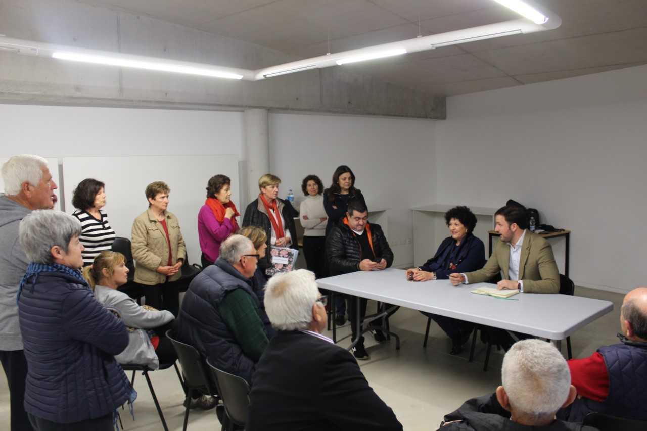 El PP de Elche denuncia que hay vecinos de algunas pedanías que limpian caminos para evitar que se acumule basura El PP de Elche denuncia que hay vecinos de algunas pedanías que limpian caminos para evitar que se acumule basura