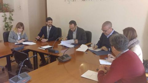 Firma del convenio con JOVEMPA Elche