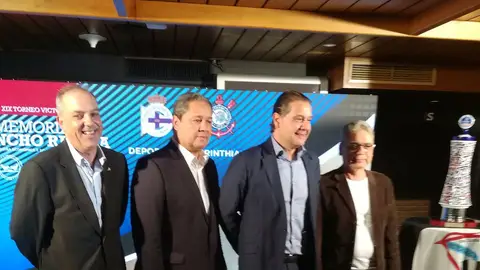 Juan Vázquez, Tino Fdez., Iñaki Rivera Promete viaje a Punta Cana