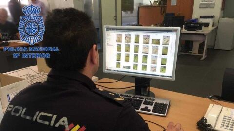 Agente de la Polic&iacute;a Nacional 