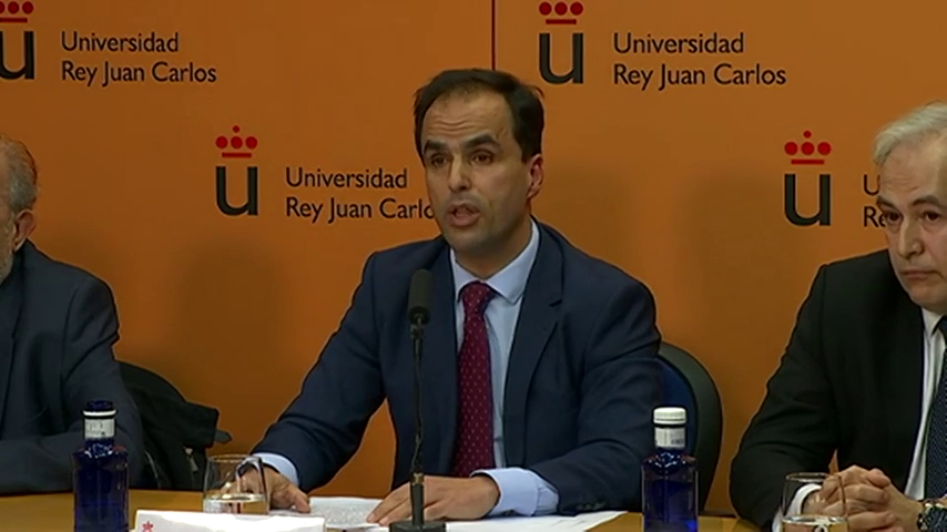 La Universidad Rey Juan Carlos ya ha presentado ante la Fiscalía la denuncia por el máster de Cifuentes La Universidad Rey Juan Carlos ya ha presentado ante la Fiscalía la denuncia por el máster de Cifuentes