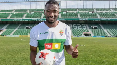 Neyder Lozano, defensa central del Elche CF. ELCHE CF