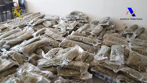 Guardia civil desarticula una operación de drogas