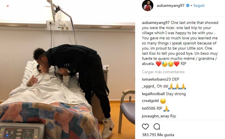 El emotivo último adiós de Aubameyang a su abuela: vino a El Barraco para despedirse de ella El emotivo último adiós de Aubameyang a su abuela: vino a El Barraco para despedirse de ella
