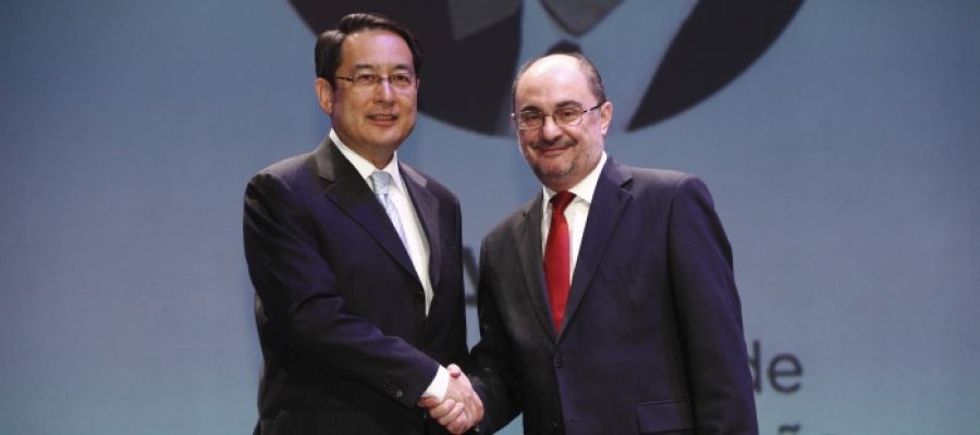 El presidente, Javier Lambán, y el embajador de China en España, Lyu Fan El presidente, Javier Lambán, y el embajador de China en España, Lyu Fan
