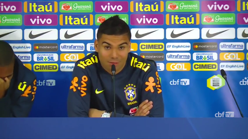 ¿Parar a Douglas Costa o pensar en el Mundial? La respuesta de Casemiro: "Le parto por la mitad" ¿Parar a Douglas Costa o pensar en el Mundial? La respuesta de Casemiro: "Le parto por la mitad"