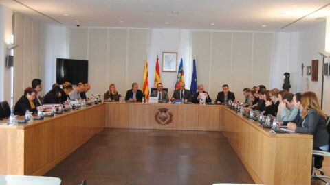 La sessi&oacute; extraordin&agrave;ria ha aprobat una modificaci&oacute; puntual del PGMOU per l&acute;ampliaci&oacute; de Reciplana de la fundaci&oacute; Tots Units. 