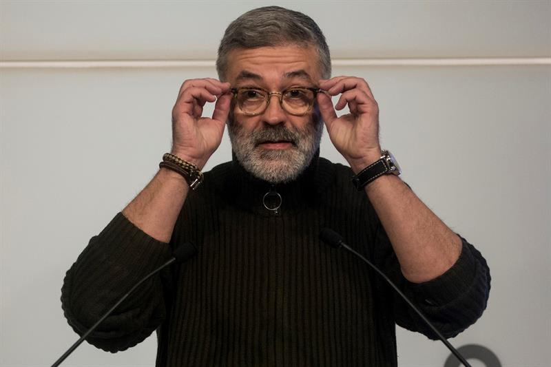 La CUP llama "patéticos" a ERC y PDeCAT por "pedir migajas" en la moción de censura a Rajoy La CUP llama "patéticos" a ERC y PDeCAT por "pedir migajas" en la moción de censura a Rajoy
