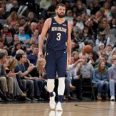 Mirotic, durante un partido con los Pelicans Mirotic, durante un partido con los Pelicans