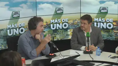 Rafael Catalá: "La extradición de Puigdemont dependen del juez" Rafael Catalá: "La extradición de Puigdemont dependen del juez"