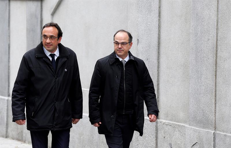 Turull y otros inculpados llegan al Tribunal Supremo a la espera de las medidas cautelares Turull y otros inculpados llegan al Tribunal Supremo a la espera de las medidas cautelares
