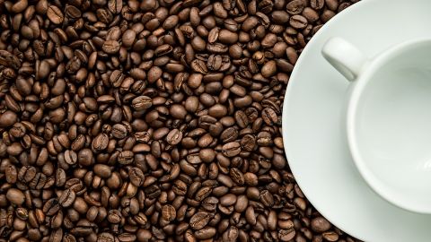 La cafeina empeora la ansiedad asociada al alzheimer