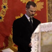 El Rey Felipe VI y la reina Letizia en la misa por Don Juan