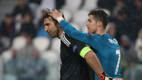 Buffon y Cristiano, durante el Juve - Real Madrid