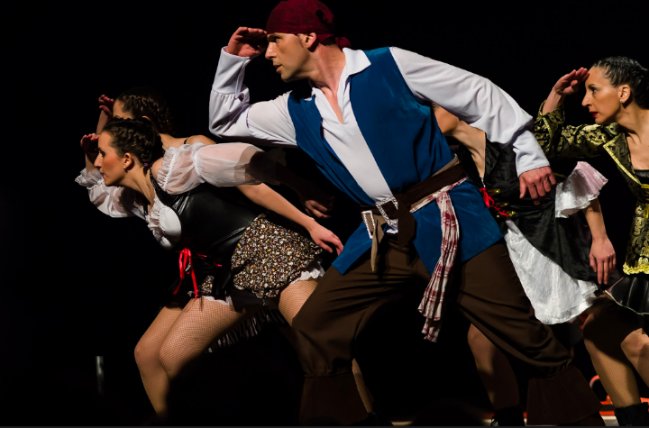 Esta noche llega al Teatro Municipal Quijano el espectáculo Locura Esta noche llega al Teatro Municipal Quijano el espectáculo Locura