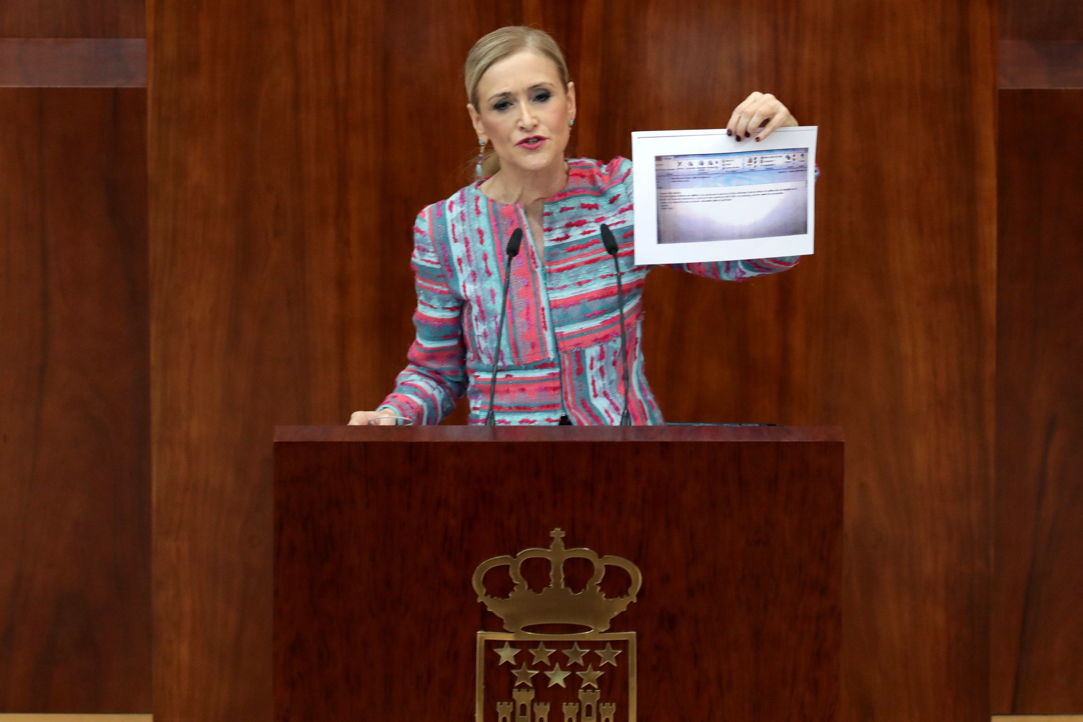 Las preguntas de Amón: "¿Qué hará Cs si Cifuentes no dimite, salvarla o hacer presidente a Gabilondo en acuerdo con Podemos?" Las preguntas de Amón: "¿Qué hará Cs si Cifuentes no dimite, salvarla o hacer presidente a Gabilondo en acuerdo con Podemos?"