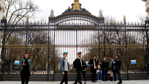 Puerta del Retiro cerradas 