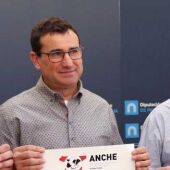 Hoy estuvo en Palencia en la Onda José Luis Fraile, presidente de la IGP del Lechazo de Castilla y León