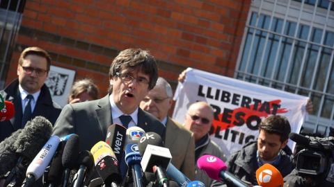 Puigdemont, a la salida de la prisi&oacute;n de Neum&uuml;nster