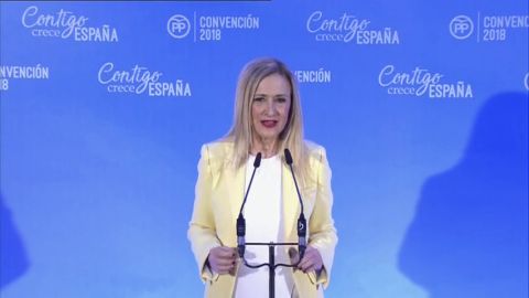 Cifuentes insiste a su llegada a la Convenci&oacute;n del PP en que no ha mentido "absolutamente en nada" 