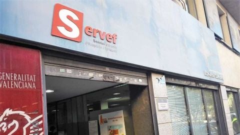 Oficina del Servicio Valenciano de Empleo y Formaci&oacute;n (SERVEF).
